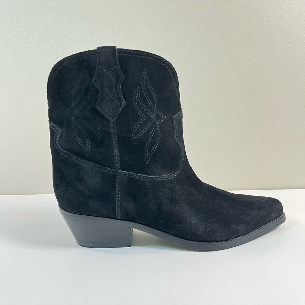 Nine West Texen Suede Cowboy Bootie Black Women’s Size 8.5